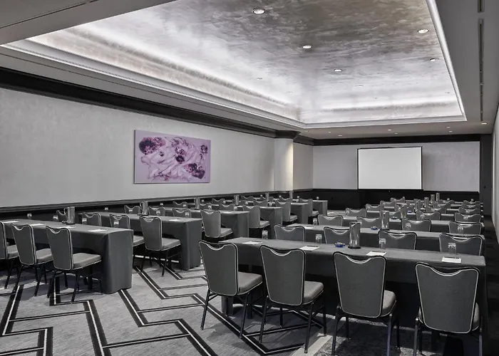 Loews Miami Beach Hotel